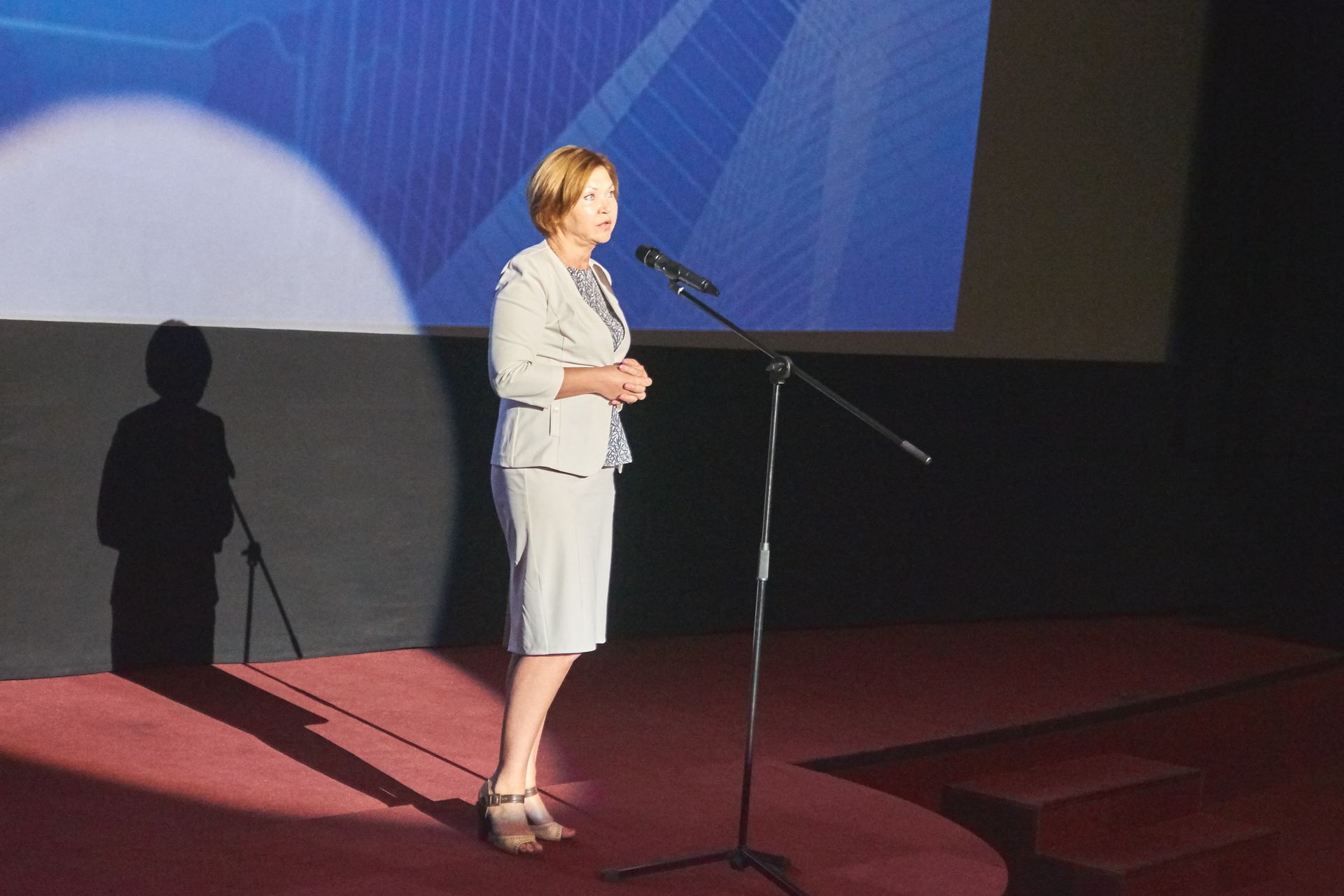 .министра труда и соц.развития НСО Потапова О.Р